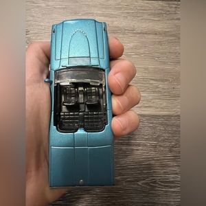 New Ray Ford Thunderbird ‘44 1:42 Scale Car